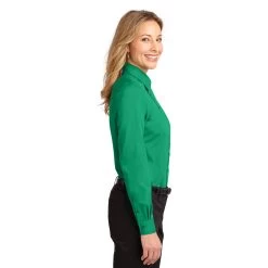 Port Authority Women's COURT GREEN Long Sleeve Easy Care Shirt -Western Cowboy Equipment Store 1694 CourtGreen 3 L608CourtGreenModelSide 1200W
