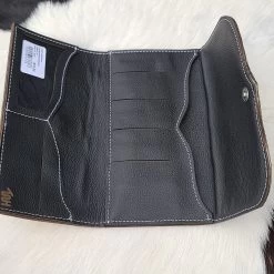 Pendleton Reno Blanket & Cowhide Wallet -Western Cowboy Equipment Store 20220216 165518