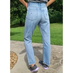 KanCan Jinx Ultra High Rise 90's Boyfriend Jeans -Western Cowboy Equipment Store 20220608 155620