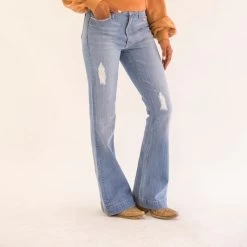 Kimes Ranch Ultra High Rise Sugar Fade Women's Jean