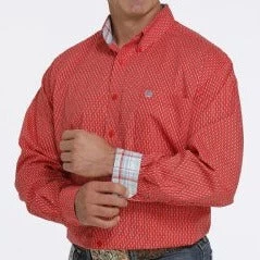 Cinch Men's Red Geometric Print Long Sleeve