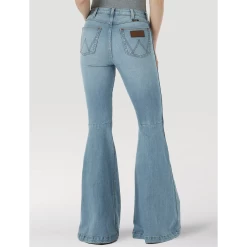 Wrangler "ISABELA" Trumpet Flare -Western Cowboy Equipment Store ScreenShot2022 03 09at10.24.37PM